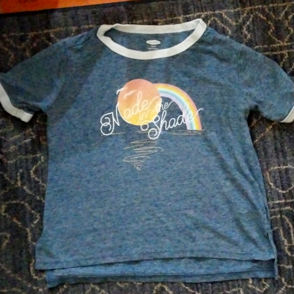 T- shirt
